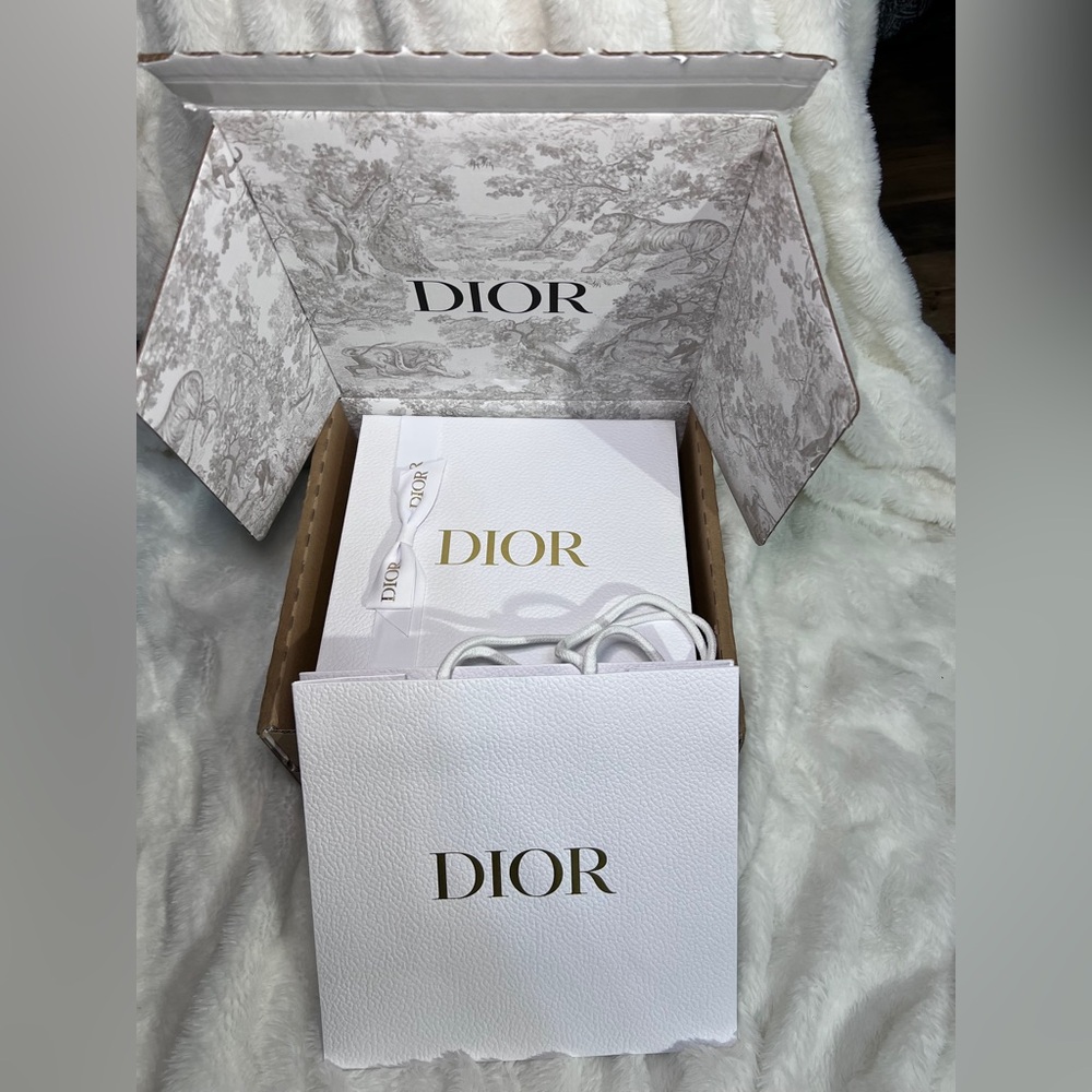 Dior Gift Box Limited Edition with Outer Box and Gift Bag!!